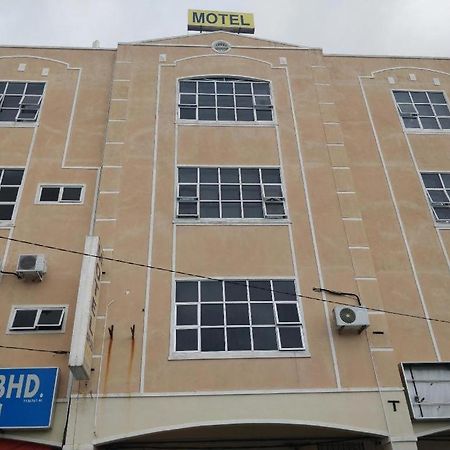 Spot On 89907 Motel Impian Сери Манджунг Екстериор снимка