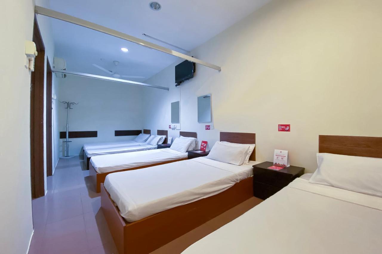 Spot On 89907 Motel Impian Сери Манджунг Екстериор снимка