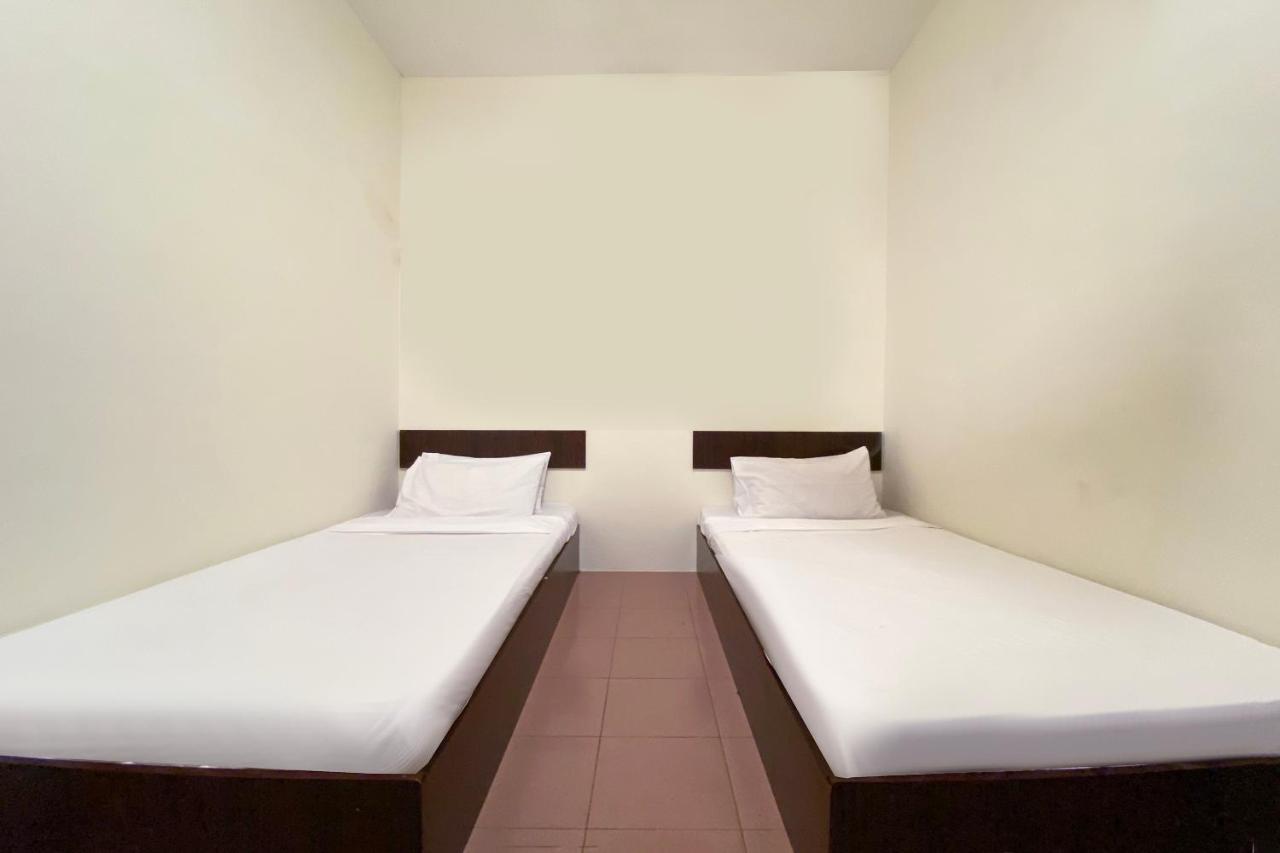 Spot On 89907 Motel Impian Сери Манджунг Екстериор снимка