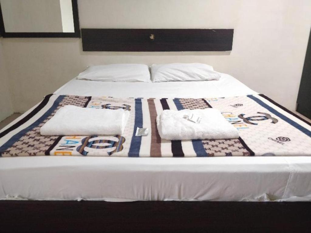 Spot On 89907 Motel Impian Сери Манджунг Екстериор снимка
