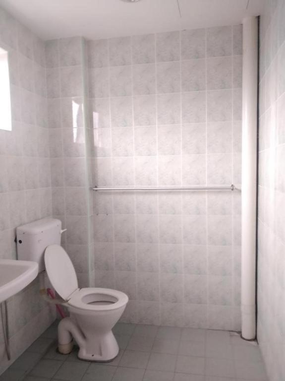 Spot On 89907 Motel Impian Сери Манджунг Екстериор снимка