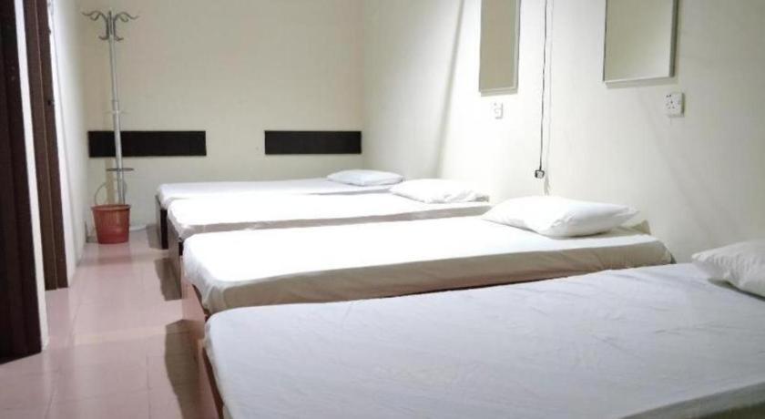Spot On 89907 Motel Impian Сери Манджунг Екстериор снимка