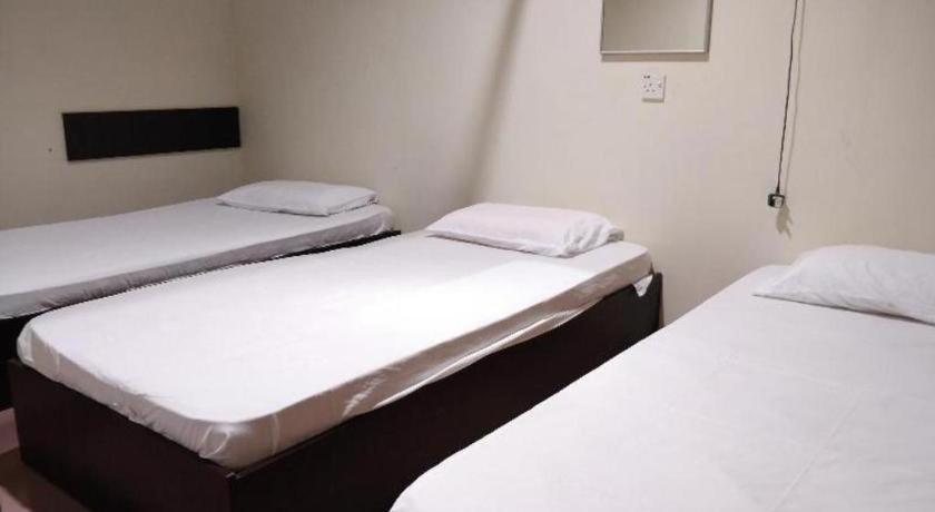 Spot On 89907 Motel Impian Сери Манджунг Екстериор снимка