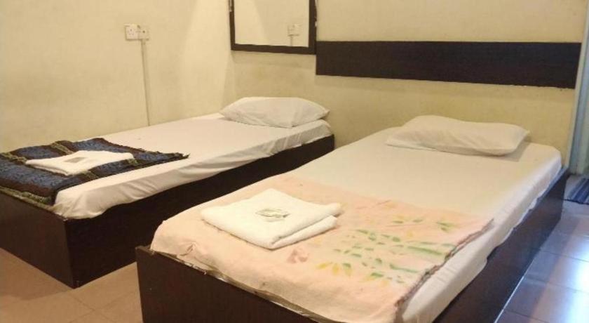 Spot On 89907 Motel Impian Сери Манджунг Екстериор снимка